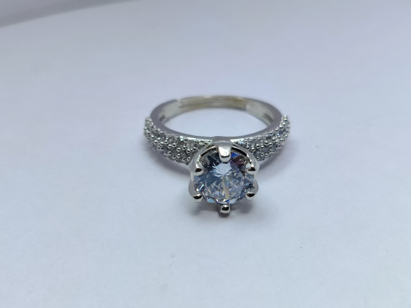 Silver Trilinear Ring