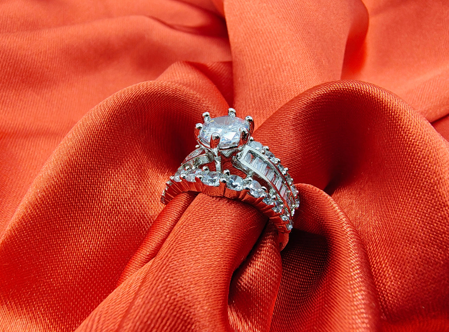 Silver Sparkling Spirits Vanki Ring