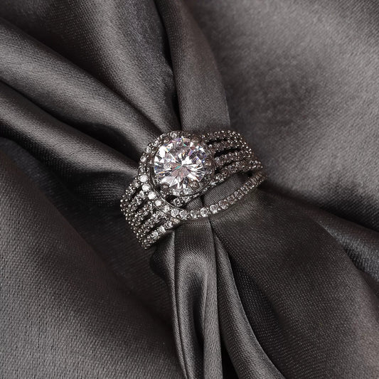 Silver Gracious Look Ring