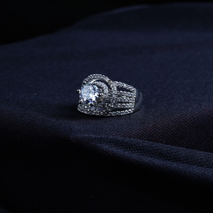 Silver Gracious Look Ring