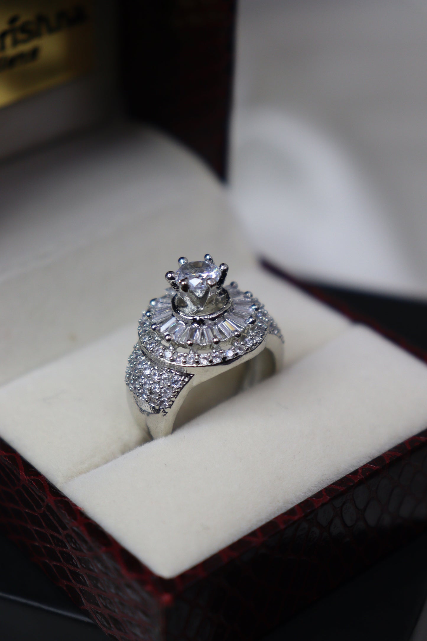 Silver Zircon Bow Beauty Ring
