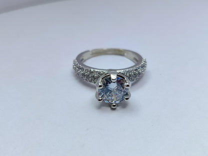 Silver Trilinear Ring