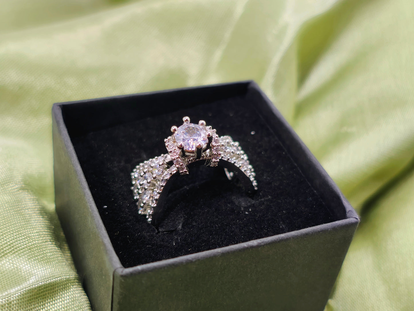Silver Gratia Ring