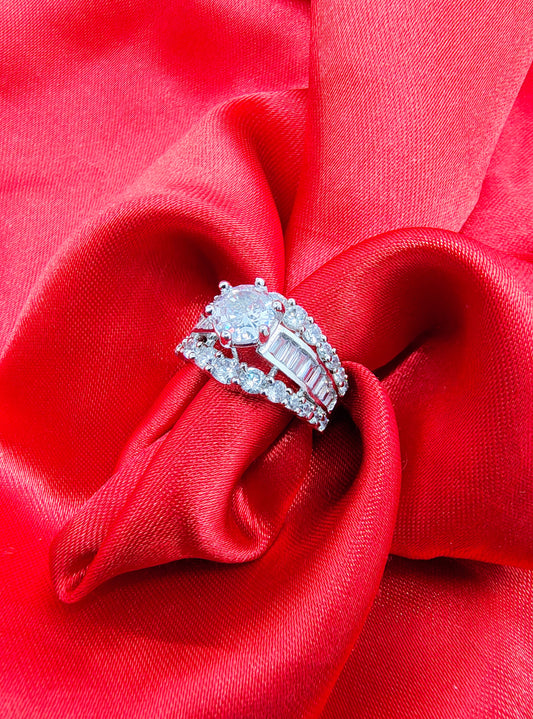 Silver Sparkling Spirits Vanki Ring