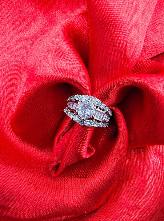 Silver Sparkling Spirits Vanki Ring